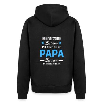 Zu sein ist Papa ist undezahlbar Mediengestalter - Unisex Premium Bio Zip Hoodie - Schwarz - Hinten - Nico (187cm)