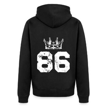 86 Zahl Krone - Unisex Premium Bio Zip Hoodie - Schwarz - Hinten - Nico (187cm)