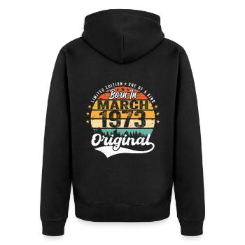 März 1973 Jahrgang Vintage Retro Geburtstag 1973 - Unisex Premium Bio Zip Hoodie - Schwarz - Hinten - Nico (187cm)