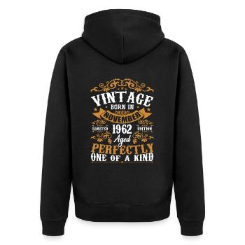 Geschenk Die Legenden wurden im November 1962 geboren - Unisex Premium Bio Zip Hoodie - Schwarz - Hinten - Nico (187cm)