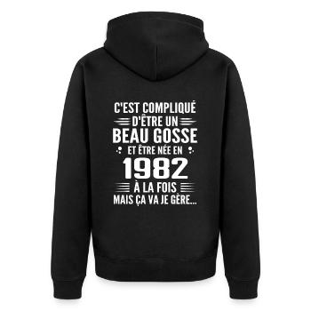 Forever Handsome 1982 Geburtstagsgeschenk 1982 - Unisex Premium Bio Zip Hoodie - Schwarz - Hinten - Nico (187cm)
