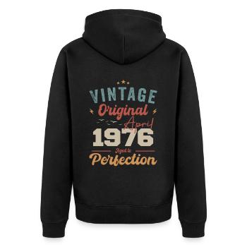 Vintage Geboren im April 1976 Geburtstagsgeschenk - Unisex Premium Bio Zip Hoodie - Schwarz - Hinten - Nico (187cm)