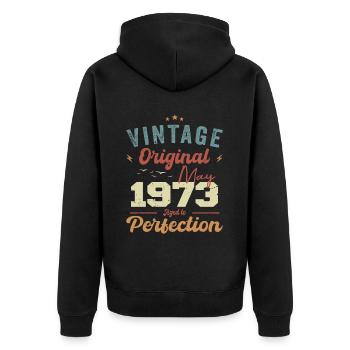 Mai 1973 Geburtstag Mai 1973 Geschenk Mai 1973 - Unisex Premium Bio Zip Hoodie - Schwarz - Hinten - Nico (187cm)