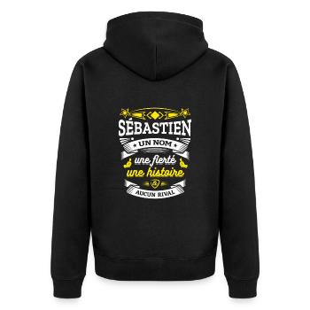 SÉBASTIEN UN NOM UNE FIERTÉ AUCUN RIVAL - Veste à capuche bio Premium Unisexe - noir - Dos - Nico (187cm)