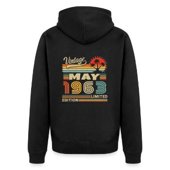 Geburtstagsgeschenk geboren im Mai 1963 - Unisex Premium Bio Zip Hoodie - Schwarz - Hinten - Nico (187cm)