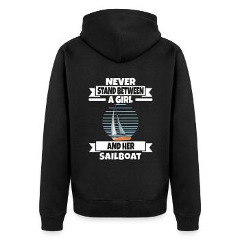 Never Stand Between A Girl And Her Sailboat - Unisex Premium Bio Zip Hoodie - Schwarz - Hinten - Nico (187cm)