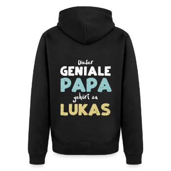 Dieser Geniale Papa Gehört Zu Lukas - Unisex Premium Bio Zip Hoodie - Schwarz - Hinten - Nico (187cm)