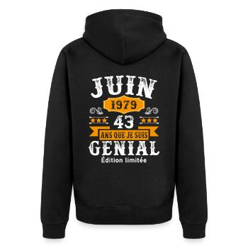 43 Ans Anniversaire Vintage Né(e) en Juin 1979 - Veste à capuche bio Premium Unisexe - noir - Dos - Nico (187cm)