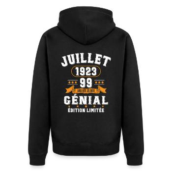 99 Ans Anniversaire Vintage Né(e) en Juillet 1923 - Veste à capuche bio Premium Unisexe - noir - Dos - Nico (187cm)