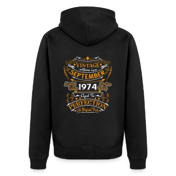 September 1974 Retro Vintage Geburtstagsgeschenk - Unisex Premium Bio Zip Hoodie - Schwarz - Hinten - Nico (187cm)