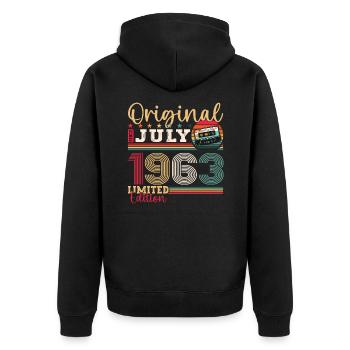 60. Geburtstag Mann Juli Jahrgang 1963 Kassette - Unisex Premium Bio Zip Hoodie - Schwarz - Hinten - Nico (187cm)
