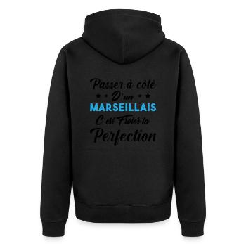 Marseille Perfection Humour Culture France Homme - Veste à capuche bio Premium Unisexe - noir - Dos - Nico (187cm)