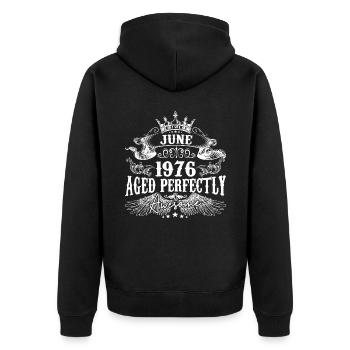1976| Juni 1976 Geburtstag Perfekt gealtert - Unisex Premium Bio Zip Hoodie - Schwarz - Hinten - Nico (187cm)