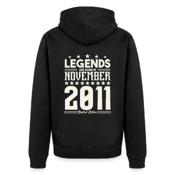 Legenden werden im November 2011 geboren.Geschenkjubiläum - Unisex Premium Bio Zip Hoodie - Schwarz - Hinten - Nico (187cm)