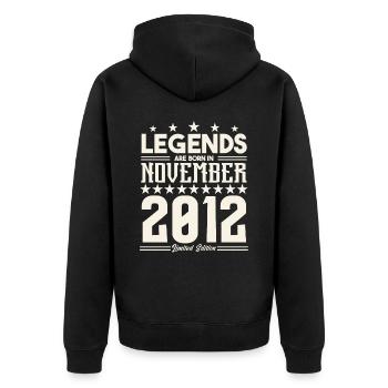 Legenden werden im November 2012 geboren.Geschenkjubiläum - Unisex Premium Bio Zip Hoodie - Schwarz - Hinten - Nico (187cm)