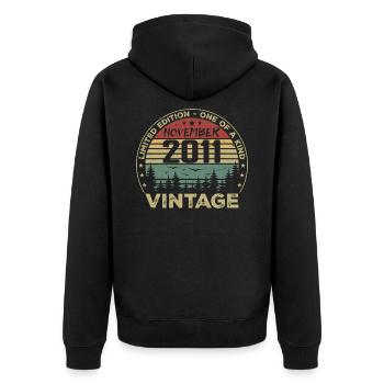 November 2011 Vintage Geschenk - Geboren im November 2011 - Unisex Premium Bio Zip Hoodie - Schwarz - Hinten - Nico (187cm)