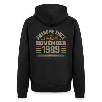 November 1989 Geburtstagsgeschenk | November 1989 - Unisex Premium Bio Zip Hoodie - Schwarz - Hinten - Nico (187cm)