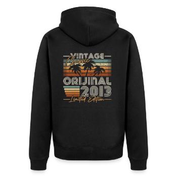 Jahrgang 2013, Geburtstagsgeschenk für Geboren im Jahr 2013 - Unisex Premium Bio Zip Hoodie - Schwarz - Hinten - Nico (187cm)
