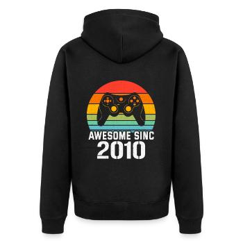 2010 Jubiläumsgeschenk für alle Gamer 2010 - Unisex Premium Bio Zip Hoodie - Schwarz - Hinten - Nico (187cm)