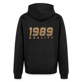 1989 quality | Farbe änderbar - Unisex Premium Bio Zip Hoodie - Schwarz - Hinten - Nico (187cm)