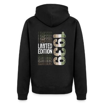 Edition limitée depuis 1939 Anniversaire Millésime 1939 - Veste à capuche bio Premium Unisexe - noir - Dos - Nico (187cm)