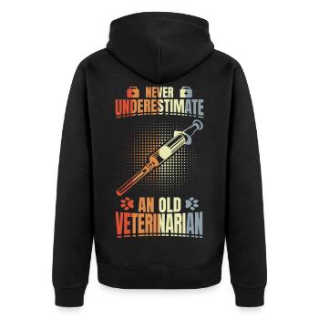 Never underestimate an old vet - Unisex Premium Organic Zip Hoodie - black - Back - Nico (187cm)