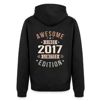 Original 2017 Jahrgang Vintage Geburtstag 2017 - Unisex Premium Bio Zip Hoodie - Schwarz - Hinten - Nico (187cm)