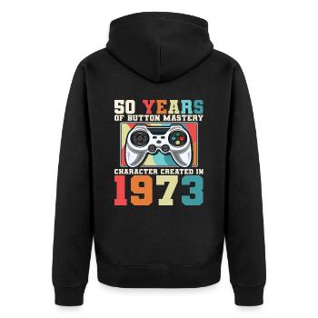 Geek Level 50 Jubiläum Gamer 50 Jahre - Unisex Premium Bio Zip Hoodie - Schwarz - Hinten - Nico (187cm)