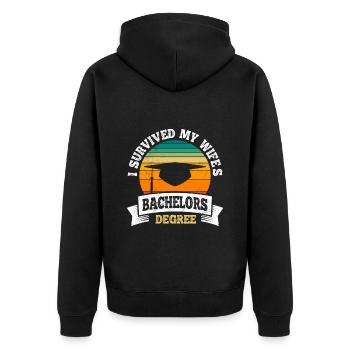 Überlebt Meine Frau hat einen Bachelor Abschluss - Unisex Premium Bio Zip Hoodie - Schwarz - Hinten - Nico (187cm)