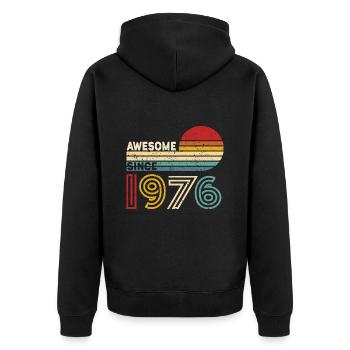 1976 Geschenk Geburtstag Jahrgang Spruch - Unisex Premium Bio Zip Hoodie - Schwarz - Hinten - Nico (187cm)