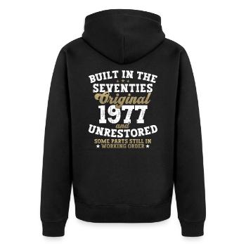 Built in the seventies 1977 45. Geburtstag Herren - Unisex Premium Bio Zip Hoodie - Schwarz - Hinten - Nico (187cm)