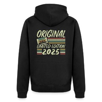 Jahrgang 2025 Retro Geburtstagsgeschenk 2025 - Unisex Premium Bio Zip Hoodie - Schwarz - Hinten - Nico (187cm)