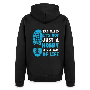 13.1 miles It's not just a hobby Half Marathon - Unisex Premium Bio Zip Hoodie - Schwarz - Hinten - Nico (187cm)