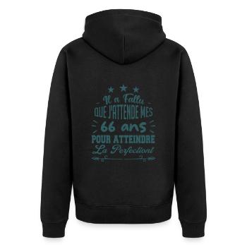 66 ans / perfection - Veste à capuche bio Premium Unisexe - noir - Dos - Nico (187cm)
