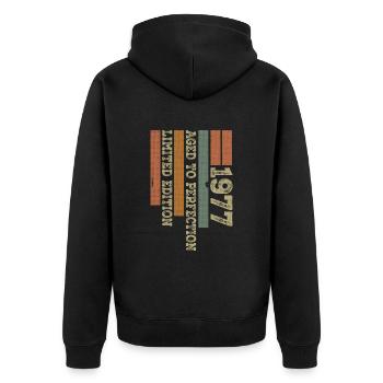 1977 Vintage Retro Jubiläumsgeschenk Jahrgang 1977 - Unisex Premium Bio Zip Hoodie - Schwarz - Hinten - Nico (187cm)