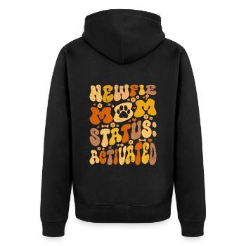 NEWFIE MOM STATUS ACTIVATED Neufundländer Mama - Unisex Premium Bio Zip Hoodie - Schwarz - Hinten - Nico (187cm)