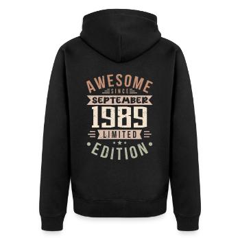 1989 September Geburtstag Geboren September 1989 - Unisex Premium Bio Zip Hoodie - Schwarz - Hinten - Nico (187cm)
