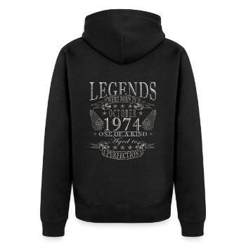 Jahrgang Oktober 1974 Retro Geburtstag Oktober 197 - Unisex Premium Bio Zip Hoodie - Schwarz - Hinten - Nico (187cm)