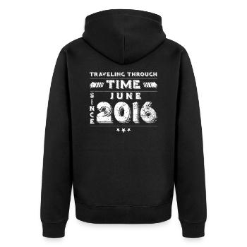 Vintage Zeitreise Geburtstags Design Juni 2016 - Unisex Premium Bio Zip Hoodie - Schwarz - Hinten - Nico (187cm)