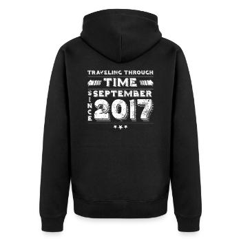 Vintage Zeitreise Geburtstags Design September 201 - Unisex Premium Bio Zip Hoodie - Schwarz - Hinten - Nico (187cm)
