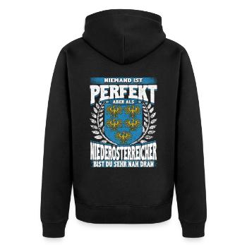 Perfektion aus Niederösterreich – Stolz und Heimat - Unisex Premium Bio Zip Hoodie - Schwarz - Hinten - Nico (187cm)