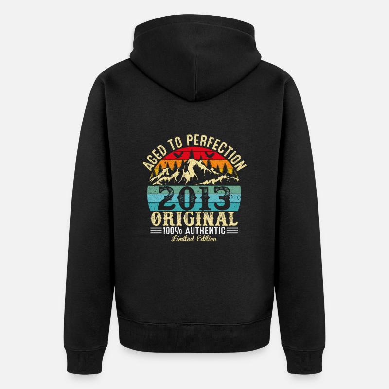 Perfekt gealtert 2013 Original - Unisex Premium Bio Zip Hoodie - Schwarz