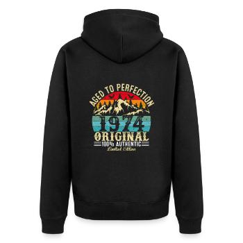 Perfekt gealtert 1974 original - Unisex Premium Bio Zip Hoodie - Schwarz - Hinten - Nico (187cm)