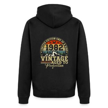 1982 Vintage Bis Zur Perfektion Gereift - Unisex Premium Bio Zip Hoodie - Schwarz - Hinten - Nico (187cm)