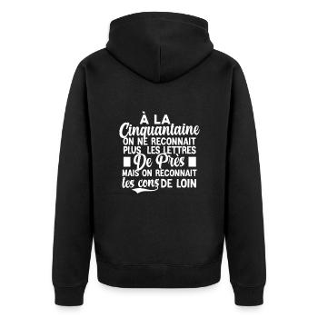 t-shirt anniversaire 50 ans cadeau humour - Veste à capuche bio Premium Unisexe - noir - Dos - Nico (187cm)