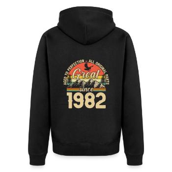 Vintage 1982 - Zeitlose Retro-Perfektion - Unisex Premium Bio Zip Hoodie - Schwarz - Hinten - Nico (187cm)
