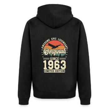 Stilvolle 60er: Jahrgang 1963 Geschenkidee - Unisex Premium Bio Zip Hoodie - Schwarz - Hinten - Nico (187cm)