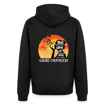Elle s’est souvenue de qui elle était et le jeu a changé - Veste à capuche bio Premium Unisexe - noir - Dos - Nico (187cm)