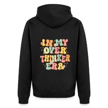 In My Overthinker Era Overthink Groovy - Unisex Premium Bio Zip Hoodie - Schwarz - Hinten - Nico (187cm)