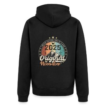 Die Legenden werden im November 2025 geboren Geschenk - Unisex Premium Bio Zip Hoodie - Schwarz - Hinten - Nico (187cm)